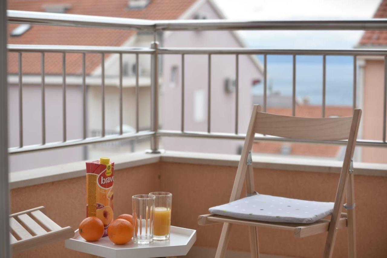 Apartment Anna A2+2 Makarska Exteriör bild