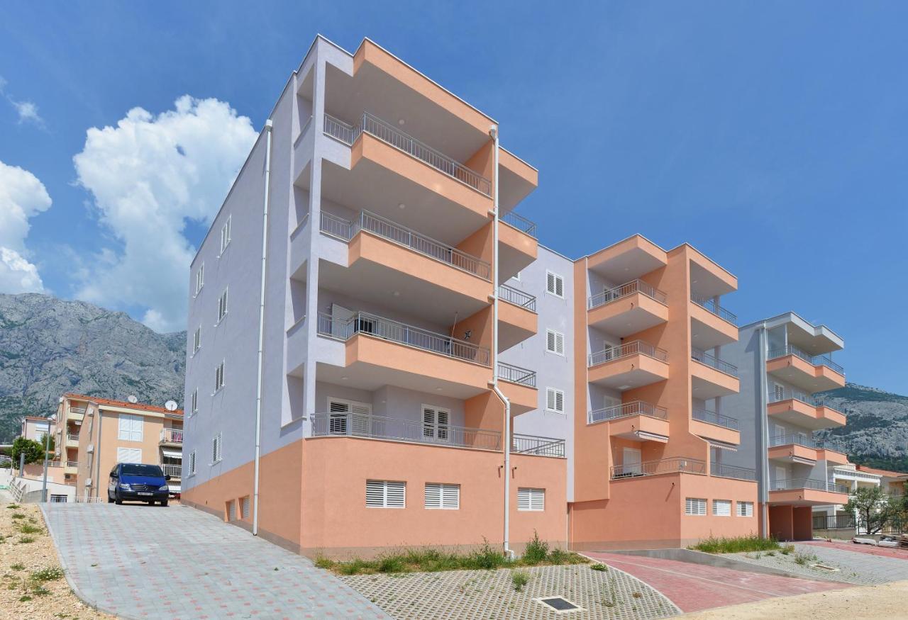 Apartment Anna A2+2 Makarska Exteriör bild